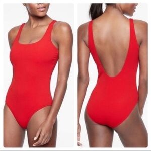 Athleta Cloudbreak Rib Scoop One Piece
Swimsuit Radiant Red